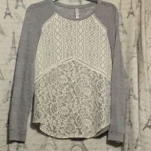 3/$18 Xhilaration Sz M top